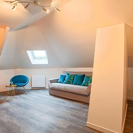 - Quartier Des Docks Au Calme - T3 Entierement Renove