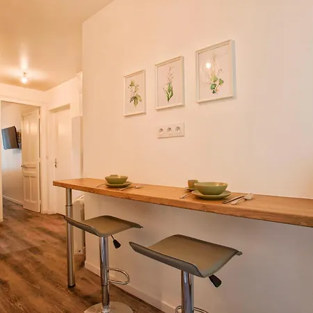 - Quartier Des Docks Au Calme - T3 Entierement Renove Apartman *