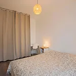 - Quartier Des Docks Au Calme - T3 Entierement Renove *