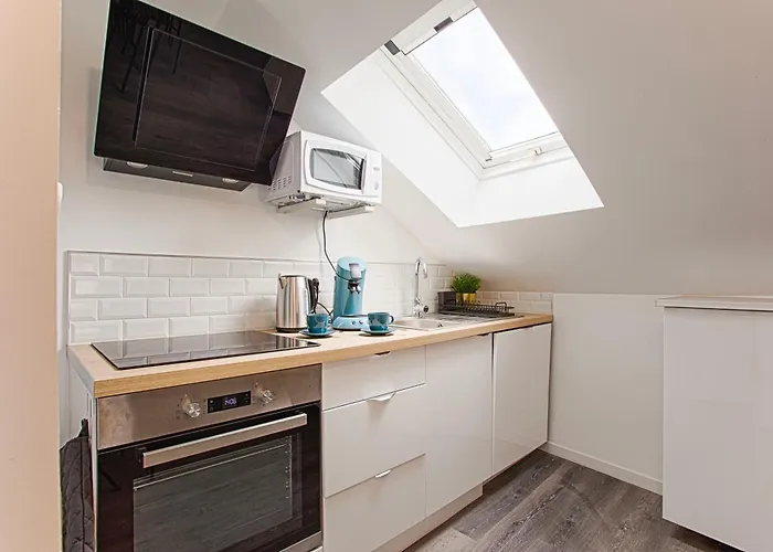 - Quartier Des Docks Au Calme - T3 Entièrement Rénové Appartement *