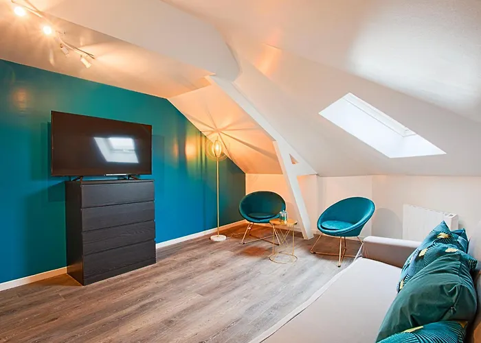 - Quartier Des Docks Au Calme - T3 Entièrement Rénové Appartement *