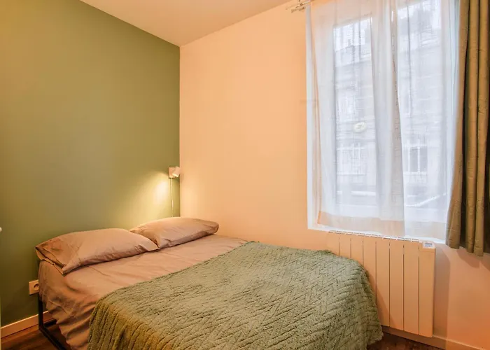 Appartement - Quartier Des Docks Au Calme - T3 Entièrement Rénové Le Havre